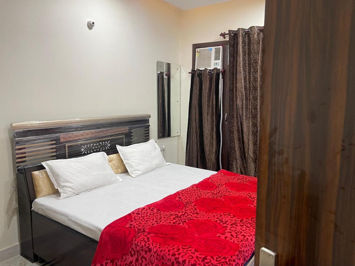 Homestay Comforts 500M From Amritsar Airport 外观 照片
